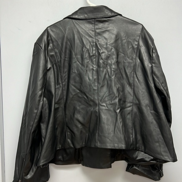 NEW Marybelle Faux Leather Cropped Moto Jacket Size 4X - Picture 2 of 11